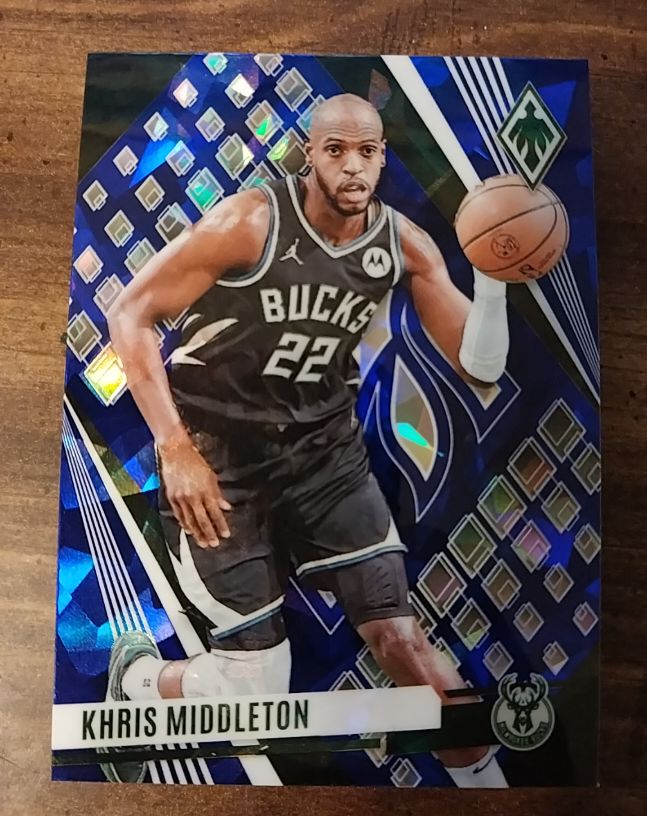 2023-24 Panini Phoenix #199 Khris Middleton — front