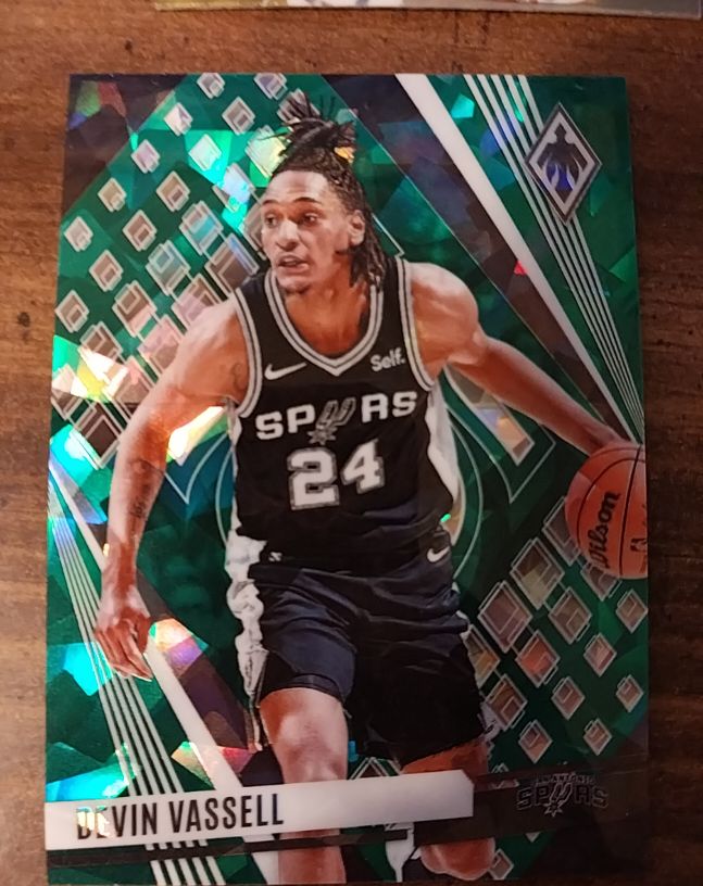 2023-24 Panini Phoenix #168 Devin Vassell — front