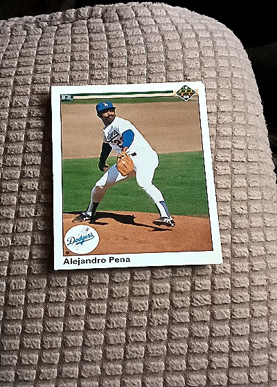 1990 Upper Deck #279 Alejandro Pena — front