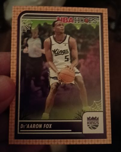 2023-24 Panini Haunted Hoops Orange #199 De'Aaron Fox — front