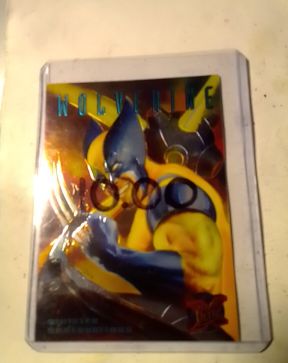 1995 Marvel Wolverine Holo Card — front