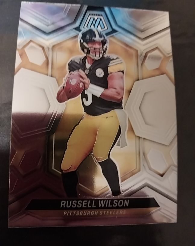 2022 Panini Mosaic #15 Russell Wilson — front