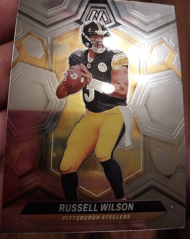 2022 Panini Mosaic #3 Russell Wilson — front