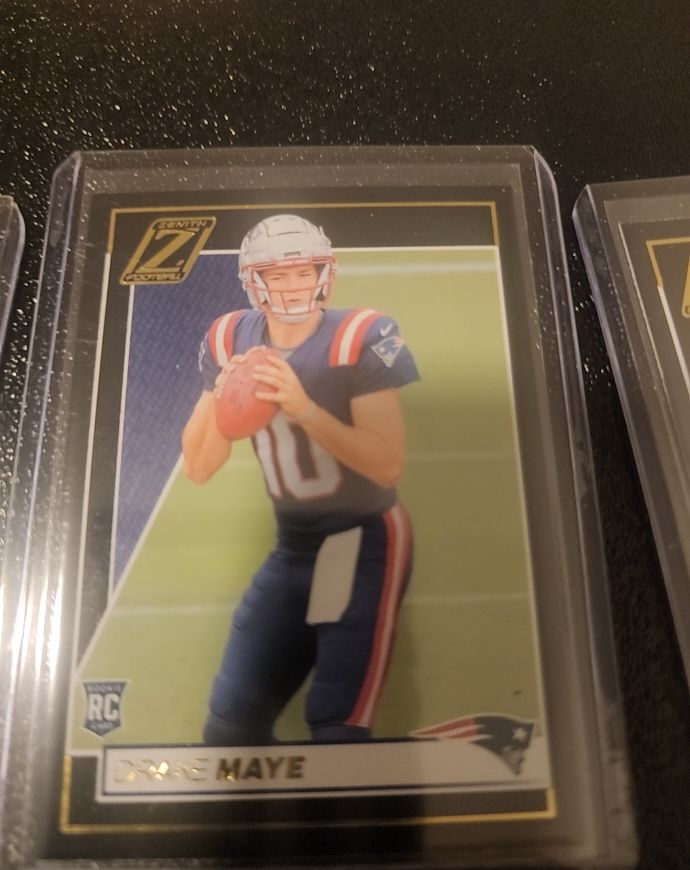 2021 Donruss #10 Mac Jones — front