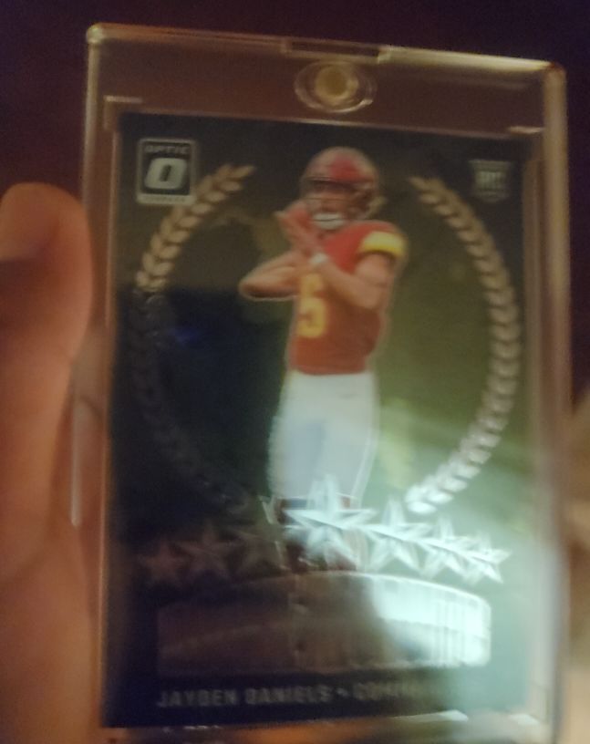 2022 Donruss Optic #R-1 Jayden Daniels — front