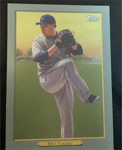 2020 Topps #1 Hyun-Jin Ryu — front