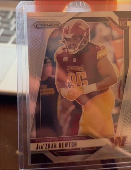 2022 Panini Prizm #385 Jer'Zhan Newton — front