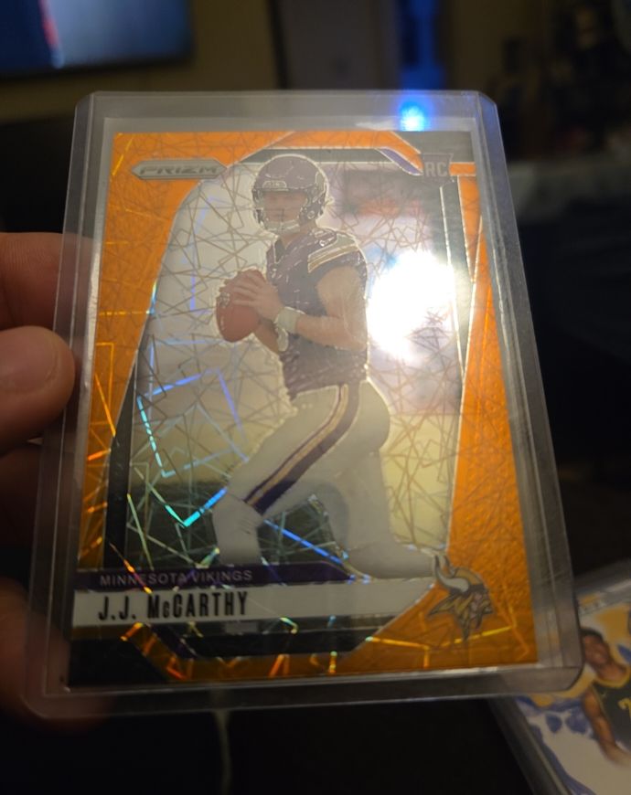 2022 Panini Prizm #254 J.J. McCarthy — front