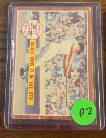 1963 Topps #548 Hank Aaron Maris Wins It In The 9th — front