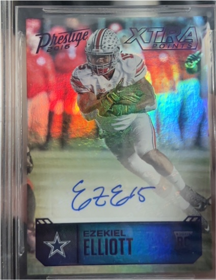 2016 Prestige Xtra Points Ezekiel Elliott RC — front