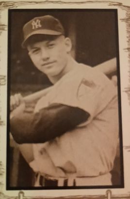 1933 Goudey #53 Mickey Mantle — front