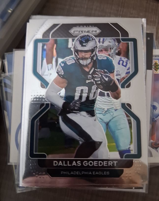 2021 Panini Prizm #231 Dallas Goedert — front