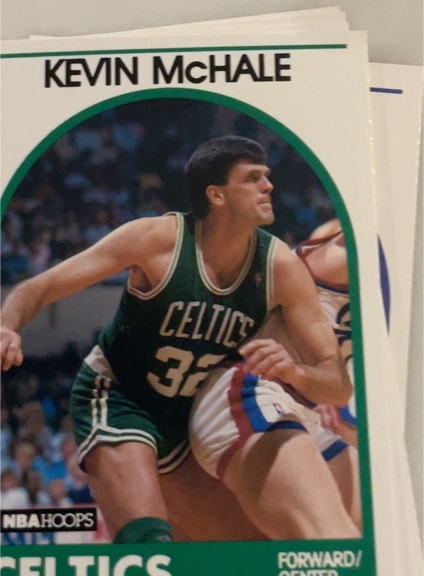 1990 NBA Hoops #32 Kevin McHale — front