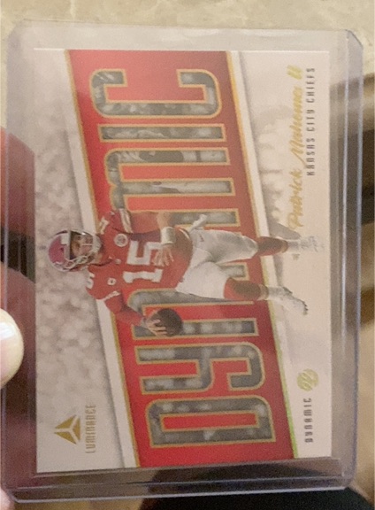 2022 Panini Luminance Dynamic #DYN-PMA Patrick Mahomes II — front