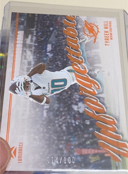 2024 Panini Luminance #UNF-THL Tyreek Hill — front