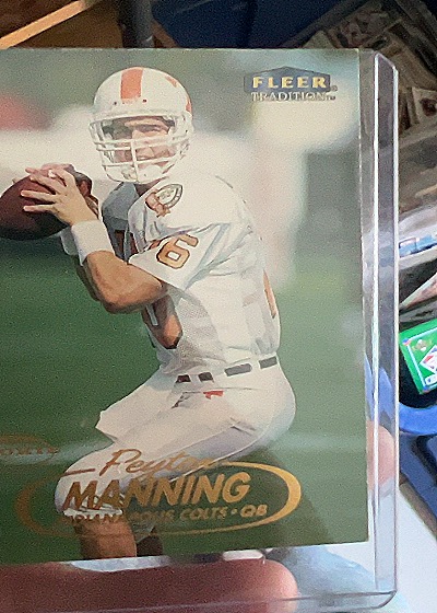 1998 Fleer Tradition #235 Peyton Manning Rookie Card — front