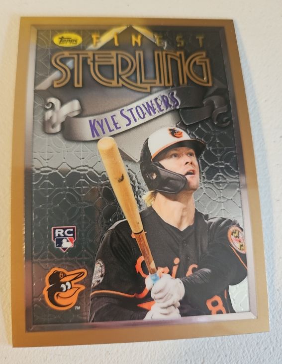 2023 Topps Finest Flashbacks Finest Sterling #20 Kyle Stowers — front