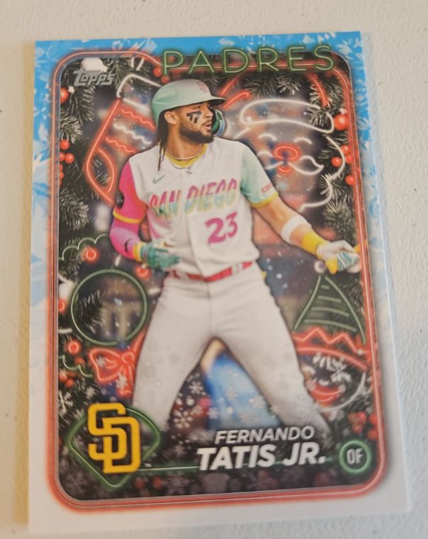 2024 Topps Holiday #H44 Fernando Tatis Jr. — front
