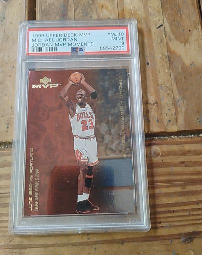 1999 Upper Deck MVP #MJ10 Michael Jordan MVP Moments — front