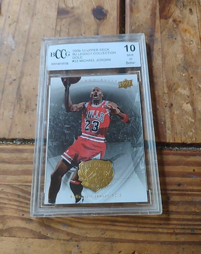2009-10 Upper Deck MJ Legacy Collection Gold #23 Michael Jordan — front