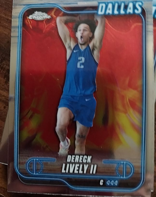 2024-25 Topps Chrome #114 Dereck Lively II — front