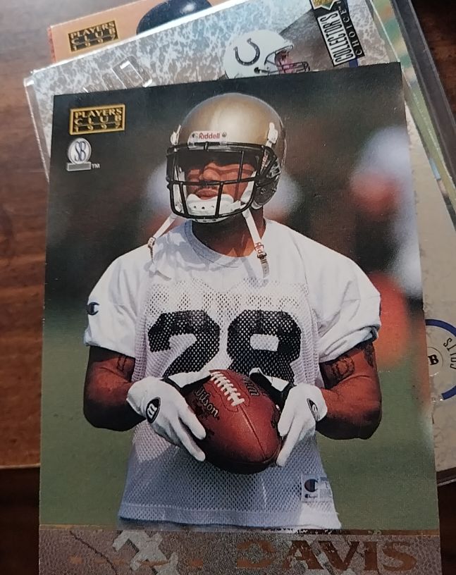 1995 Collector's Choice Football #XX Derrick Davis — front