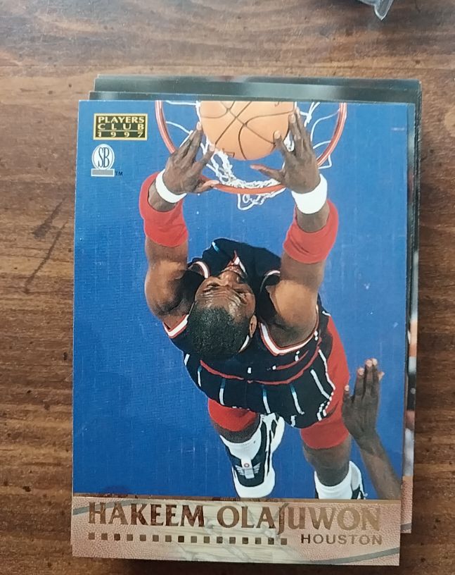 1997 Score Board Players Club #40 Hakeem Olajuwon — front
