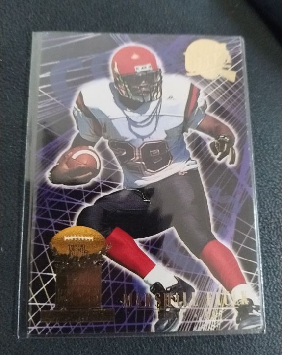 1994 Fleer Ultra #4 Marshall Faulk — front