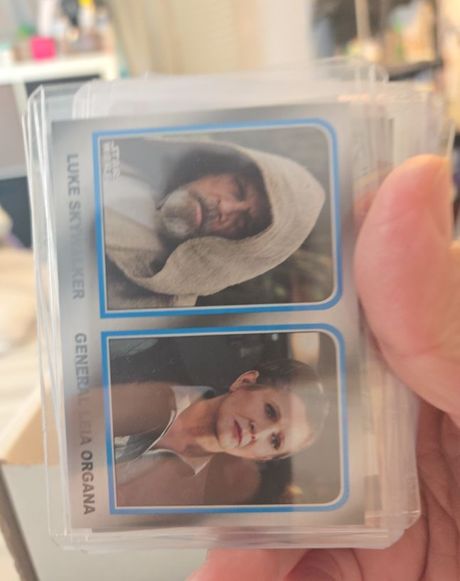 2017 Topps Star Wars The Last Jedi Family Legacy #2 Luke Skywalker Leia Organa — front