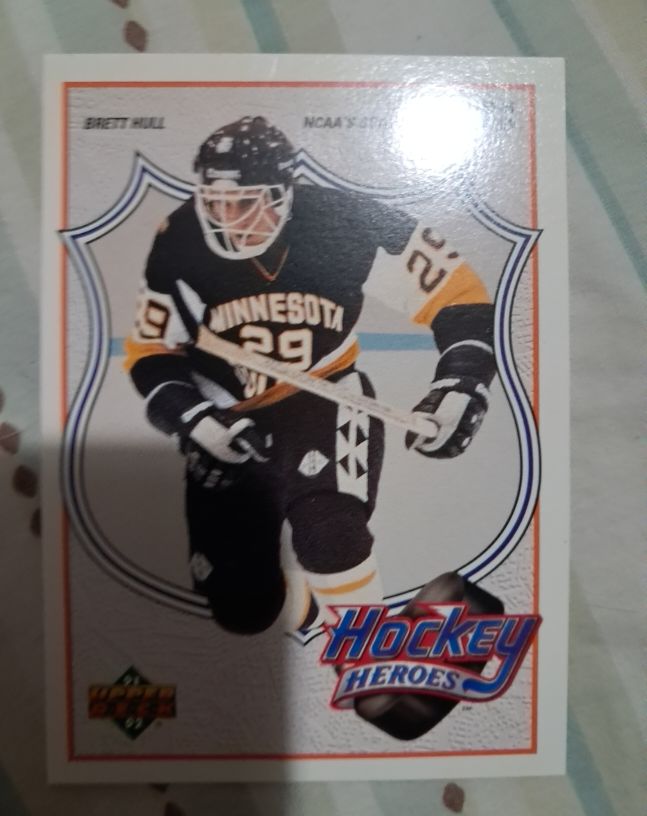 1991-92 Upper Deck Hockey Heroes #3 Brett Hull — front