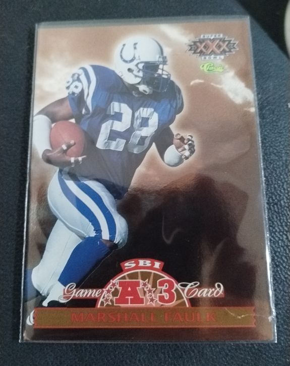 1996 Classic NFL Experience #A3 Marshall Faulk — front