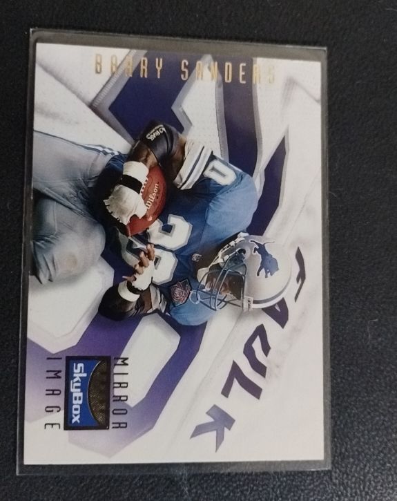 1995 SkyBox Premium Mirror Image #150 Barry Sanders — front