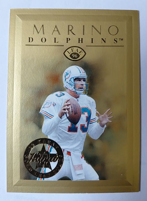 1996 Leaf #4 Dan Marino — front