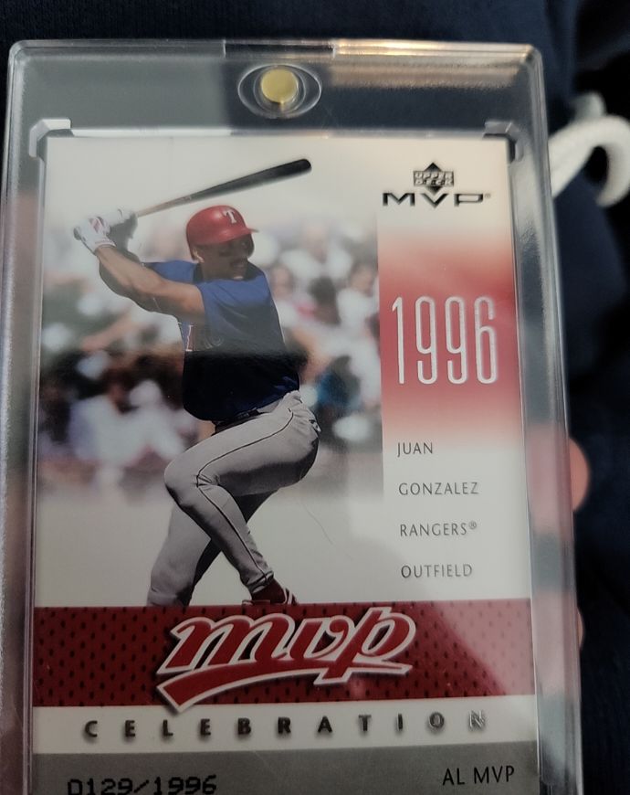 2003 Upper Deck MVP Celebration #MVP9 Juan Gonzalez — front