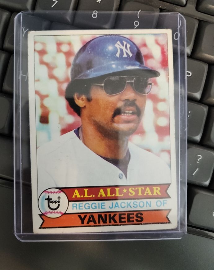 1979 Topps #700 Reggie Jackson — front