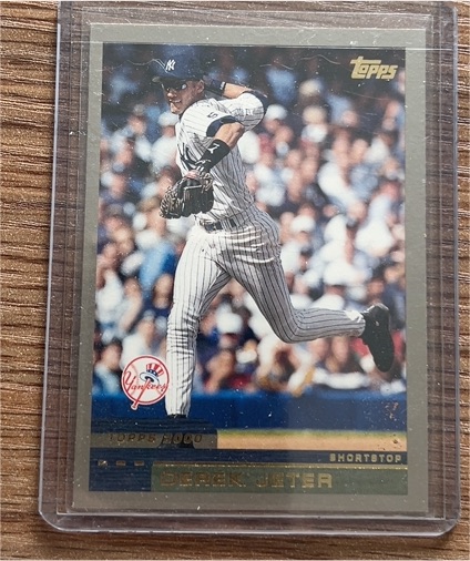 2000 Topps #15 Derek Jeter — front