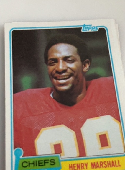 1981 Topps #412 Henry Marshall — front