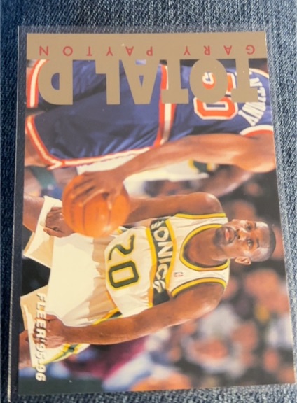 1995-96 Fleer Total D #8 Gary Payton — front