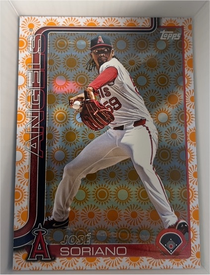 2025 Topps Series 2 Holiday Sun #669 José Soriano — front