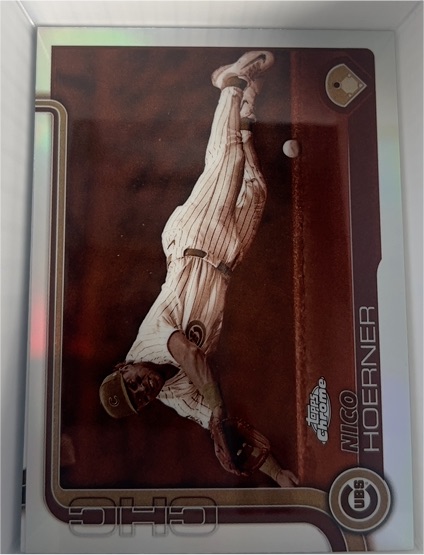 2025 Topps Chrome #107 Nico Hoerner — front