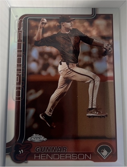 2025 Topps Chrome #213 Gunnar Henderson — front