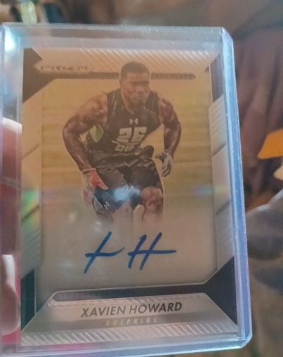 2016 Panini PRIZM Football #RA-ZHW Xavien Howard Rookie Autographs Silver PRIZM — front