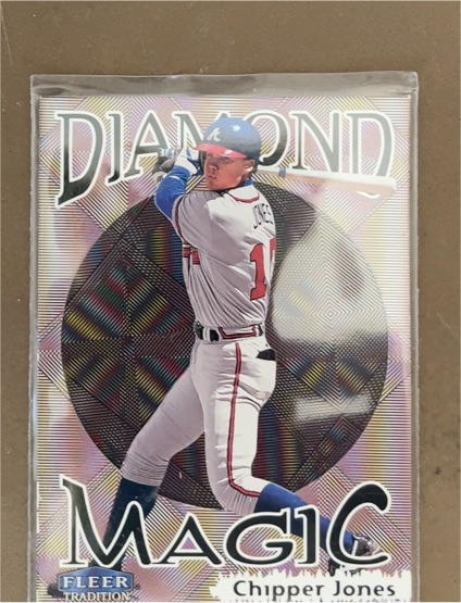 1999 Fleer Tradition Diamond Magic #9DM Chipper Jones — front