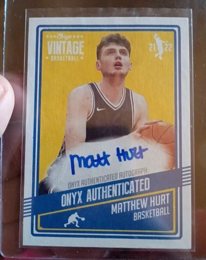 2021-22 Onyx Vintage #VAMH Matthew Hurt — front