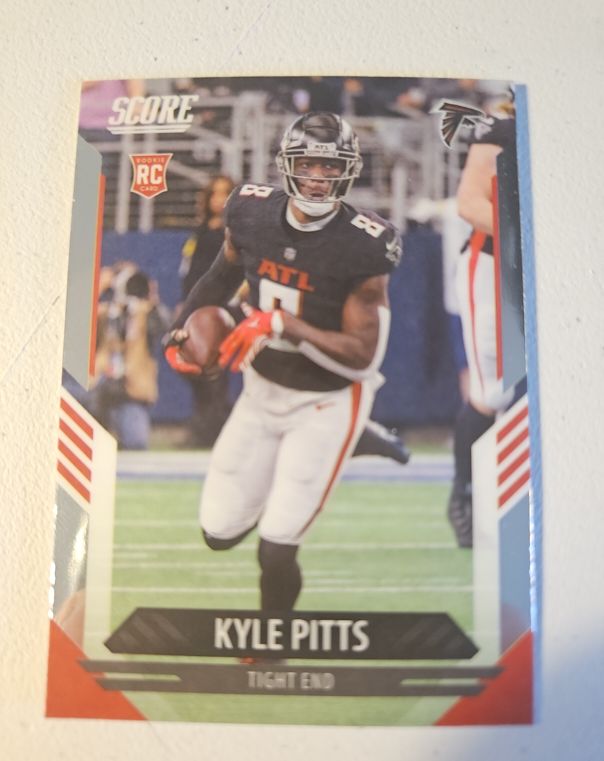 2021 Panini Chronicles Score #410 Kyle Pitts — front