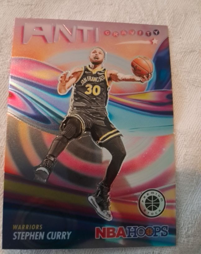 2023-24 Panini NBA Hoops Premium Stock #3 Stephen Curry Anti Gravity — front