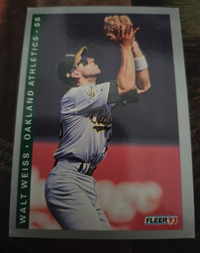 1993 Fleer #300 Walt Weiss — front