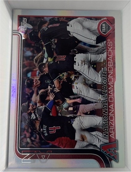 2025 Topps #466 Arizona Diamondbacks — front