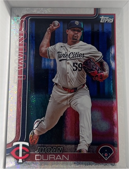 2025 Topps #687 Jhoan Duran — front