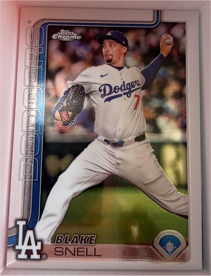 2025 Topps Chrome #175 Blake Snell — front